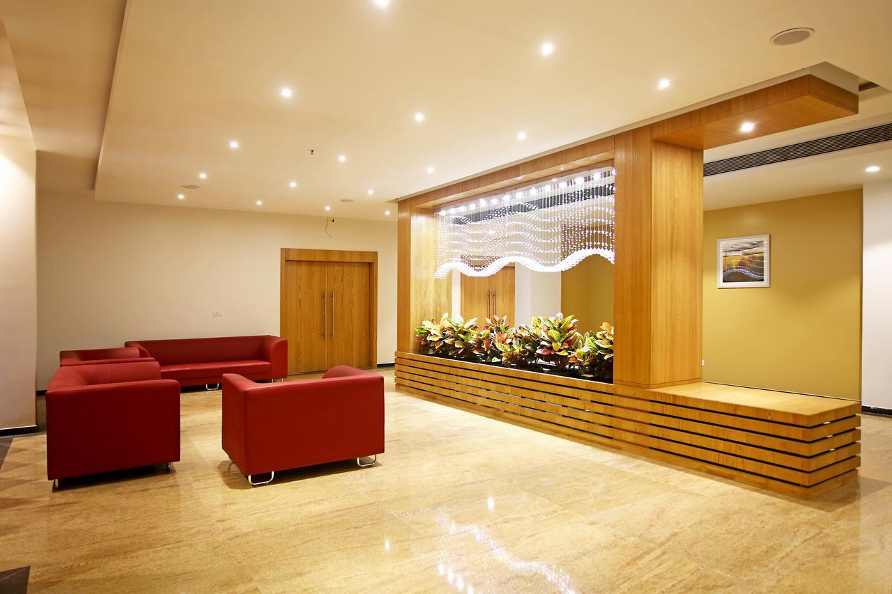 Hotel Preeti Executive Satara Luaran gambar